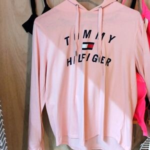 Womens Tommy Hilfiger light weight sweatshirt